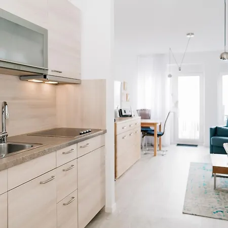 Metropol 7, Lachmoewe Apartment *