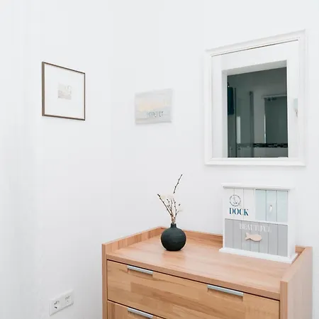 Apartment Metropol 7, Lachmoewe *