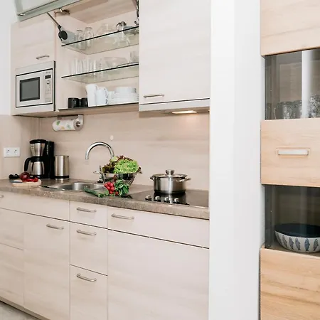 Metropol 7, Lachmoewe * Norderney